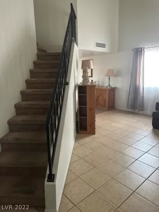 Photo #2: 2459508 Listing