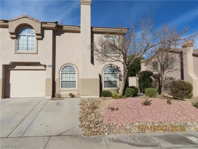 MLS: 2459638 Condo For Sale