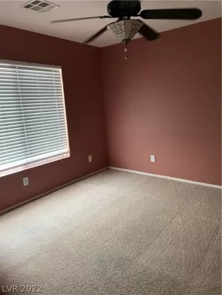 Photo #5: 2459696 Listing