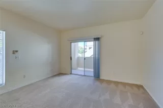 Photo #6: 2459764 Listing 