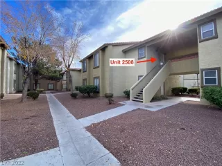 Photo #2: 2459777 Listing