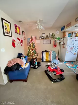 Photo #3: 2459777 Listing