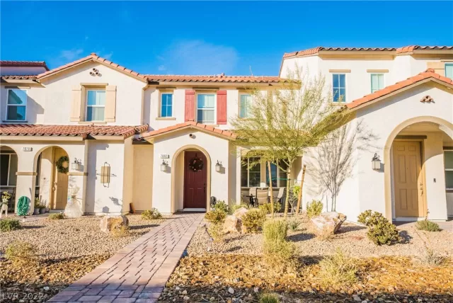 MLS: 2459809 Condo For Sale