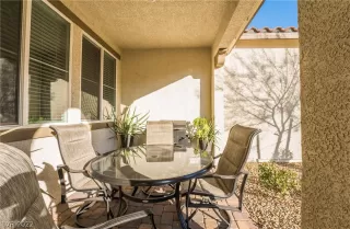 Photo #2: 2459809 Listing 