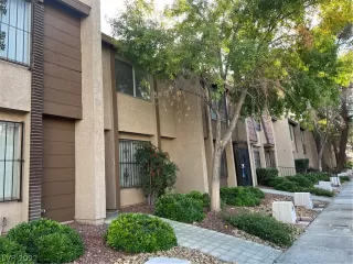 Photo #1: 2459816 Listing