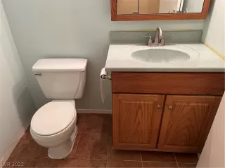 Photo #6: 2459816 Listing