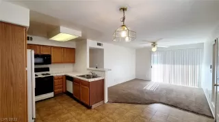 Photo #2: 2459889 Listing 