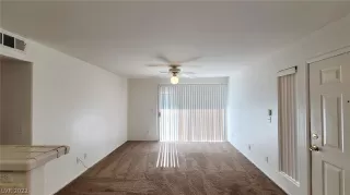 Photo #5: 2459889 Listing 