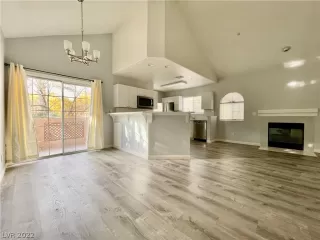 Photo #1: 2459924 Listing 