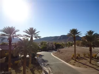 Photo #1: 2459926 Listing 