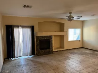 Photo #1: 2459938 Listing 