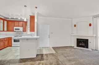 Photo #2: 2459941 Listing 