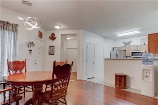 Photo #6: 2459977 Listing 