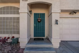 Photo #2: 2460045 Listing 