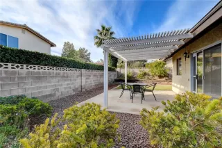 Photo #3: 2460047 Listing 