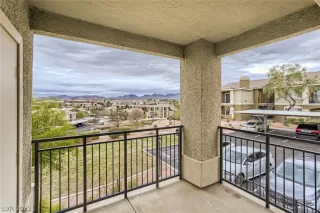 Photo #3: 2460053 Listing