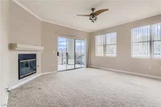 Photo #6: 2460053 Listing