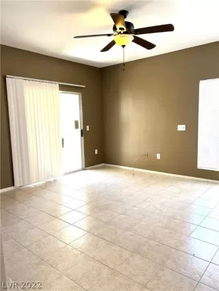 Photo #1: 2460086 Listing