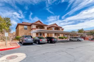 Photo #1: 2460151 Listing