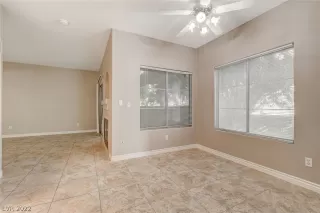 Photo #6: 2460156 Listing 