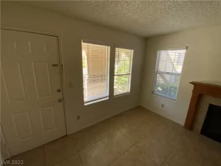 Photo #2: 2460171 Listing 