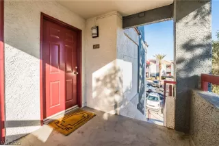 Photo #3: 2460179 Listing 