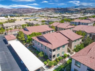 Photo #2: 2460259 Listing