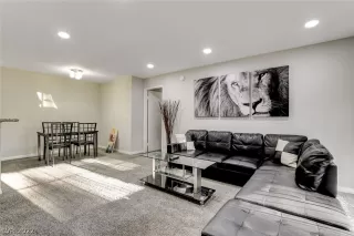 Photo #3: 2460264 Listing 