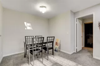 Photo #5: 2460264 Listing 