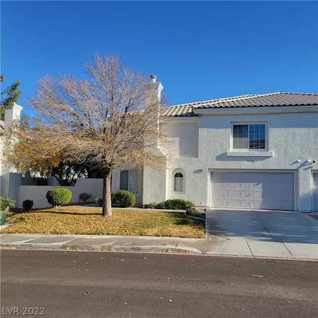 MLS: 2460360 Condo For Sale