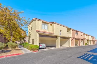 Photo #1: 2460368 Listing 