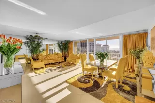 Photo #1: 2460384 Listing 