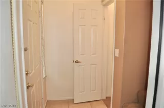 Photo #6: 2460437 Listing 