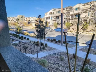 Photo #1: 2460470 Listing 