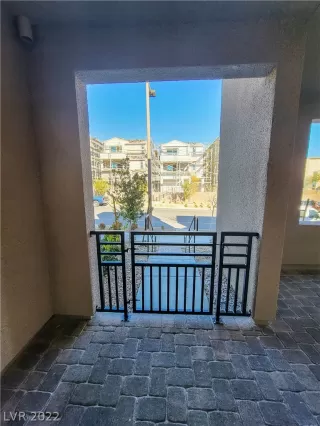 Photo #2: 2460470 Listing 