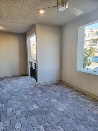 Photo #3: 2460470 Listing 