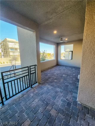 Photo #5: 2460470 Listing 