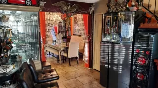 Photo #5: 2460496 Listing 