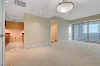 Photo #2: 2460511 Listing