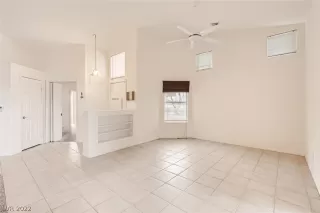 Photo #2: 2460538 Listing 