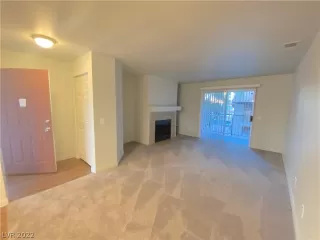 Photo #2: 2460543 Listing 