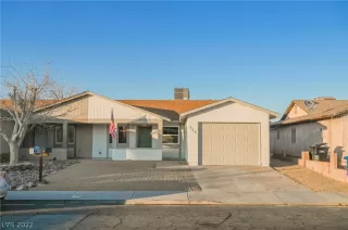 Photo #4: 2460556 Listing