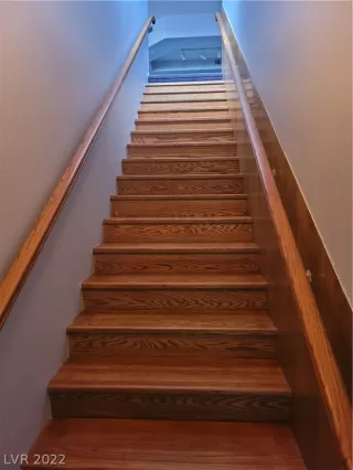 Photo #3: 2460574 Listing 