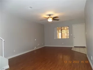 Photo #4: 2460584 Listing 