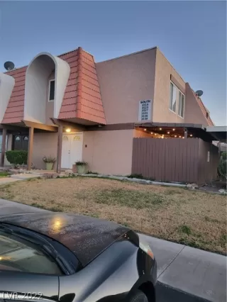 Photo #1: 2460629 Listing