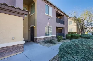 Photo #1: 2460633 Listing