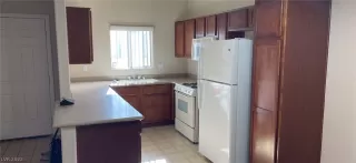 Photo #3: 2460667 Listing 