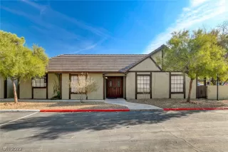 Photo #4: 2460677 Listing 