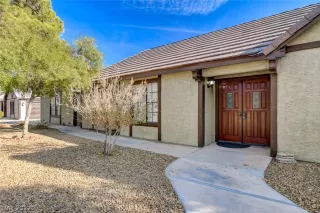 Photo #6: 2460677 Listing 