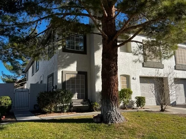 MLS: 2460688 Condo For Sale